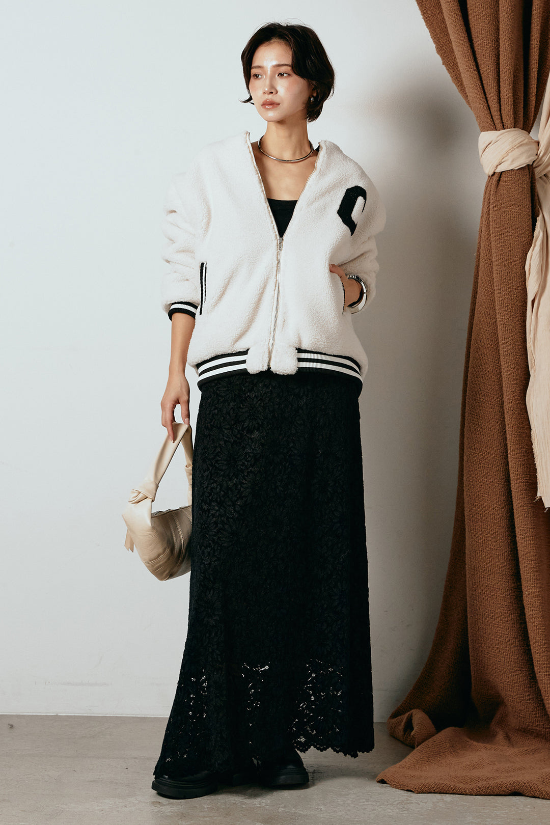 [SET]ロゴスタジャンボアブルゾン+花柄刺繍ベロアフレアスカート(2set)