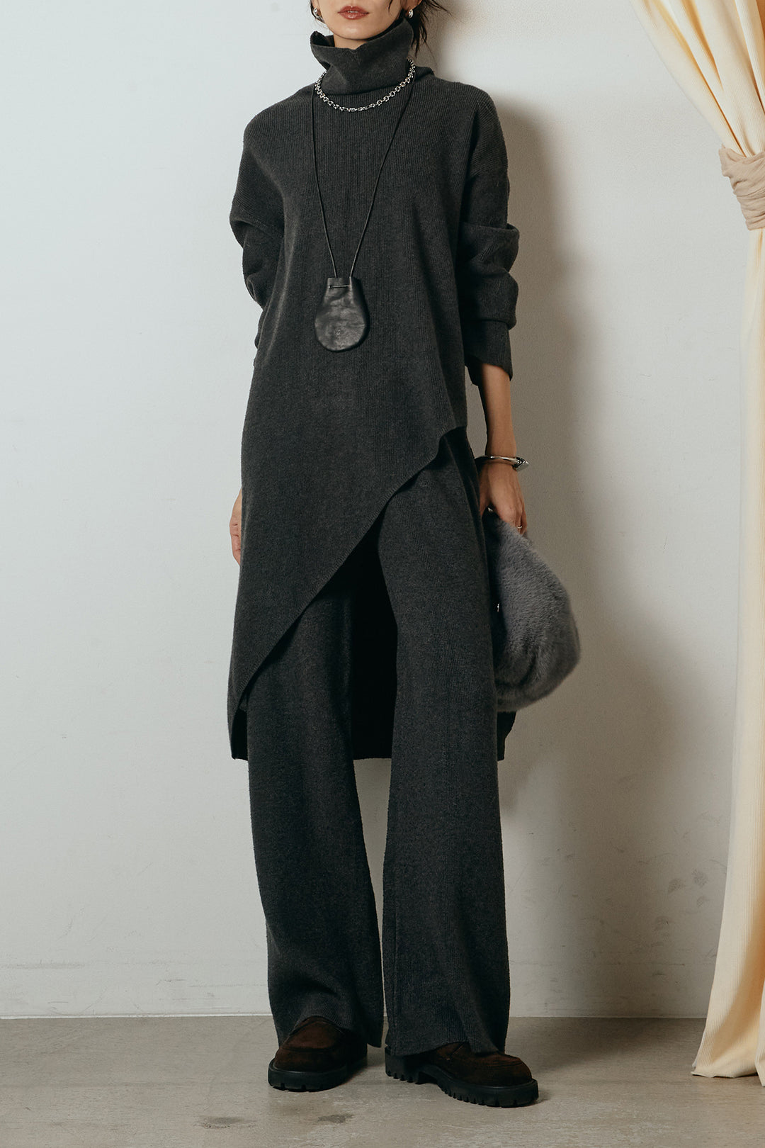 [SET]裾アシンメトリーニットSETUP