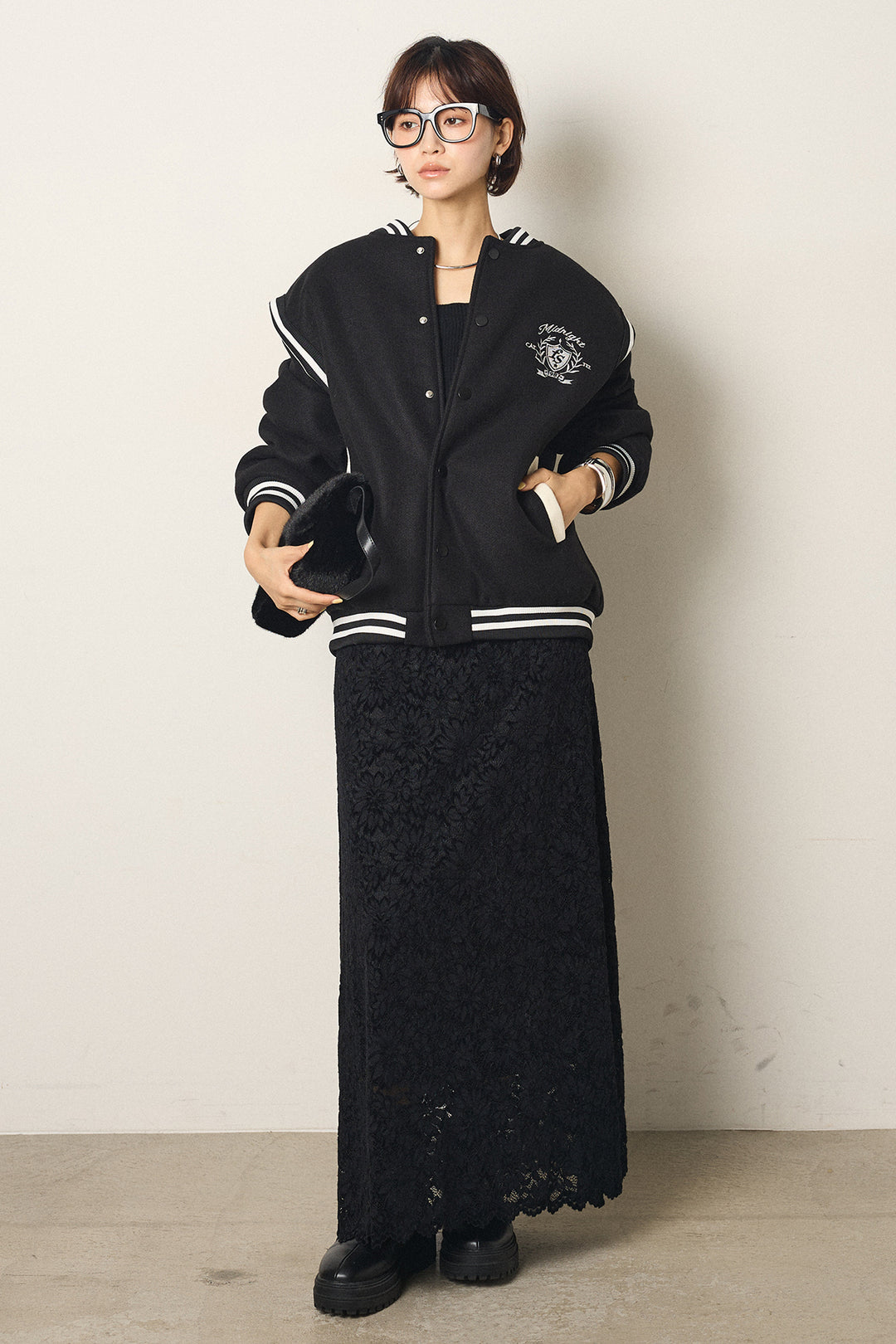 [SET]ワンポイントデザインブルゾン+花柄刺繍ベロアフレアスカート(2set)