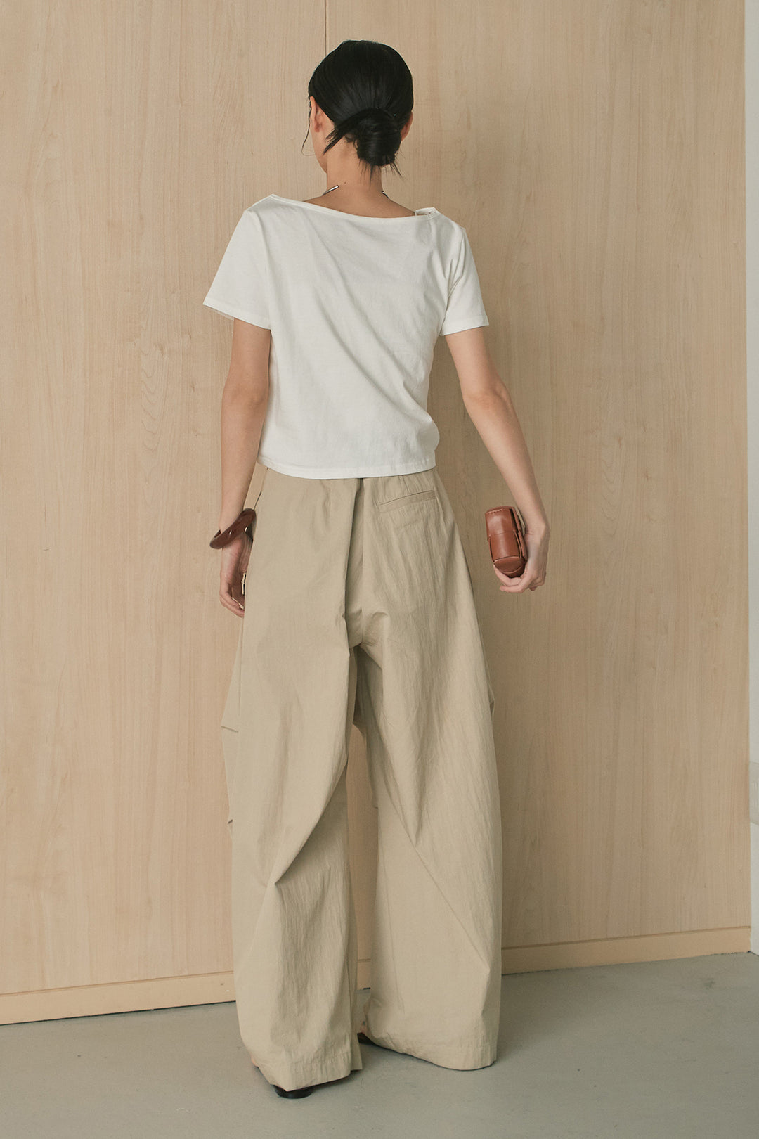 [SET]綿天竺半袖オフショルTシャツ+ニーサイドタックボリュームカーブパンツ(2set)