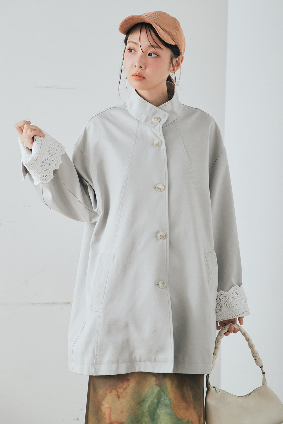 [SET]袖折り返しレースデザインアウター+ニュアンス柄サテンスカート(2set)