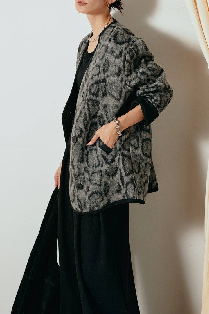 [SET]ノーカラーレオパード柄アウター+フェイクレザー太ベルト付きタックワイドパンツ(2set)