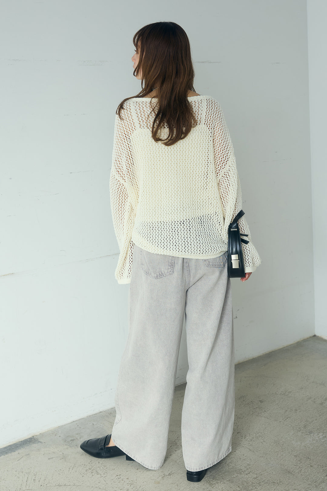 [SET]メッシュ編みビスチェセットVネックプルオーバー+カラーデニムタックカーブパンツ(2set)