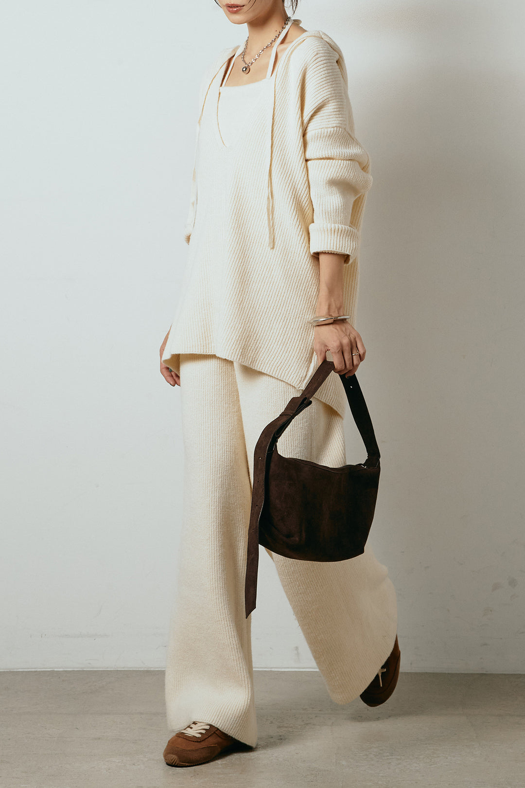 [SET]ホルターネックケーブルニットSETUP