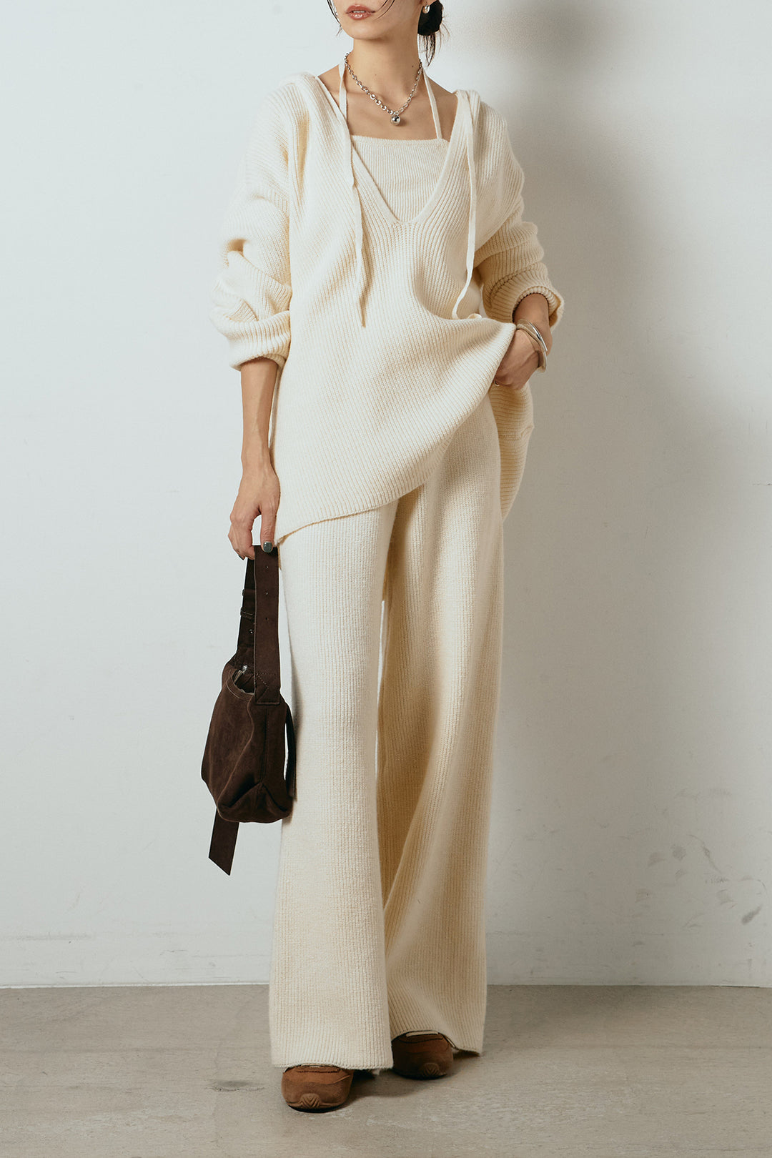 [SET]ホルターネックケーブルニットSETUP