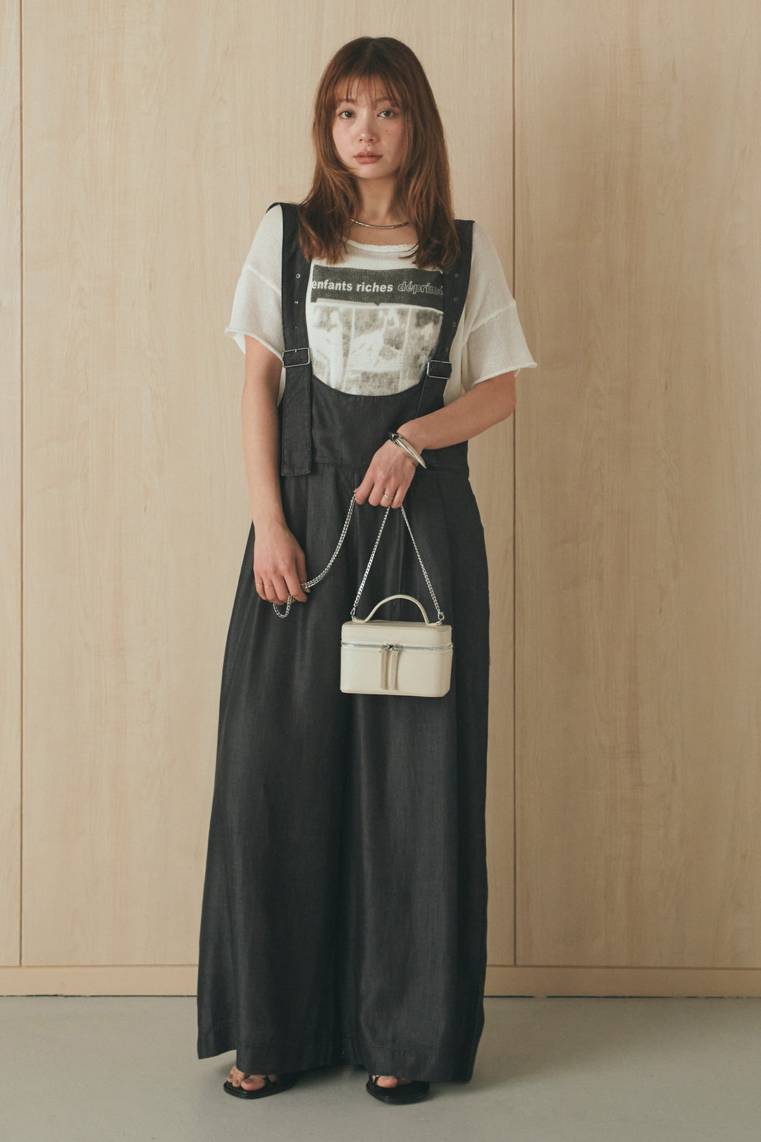 [SET]半袖モノトーングラフィックトップス+前後2WAYテンセルデニムサロペット(2set)