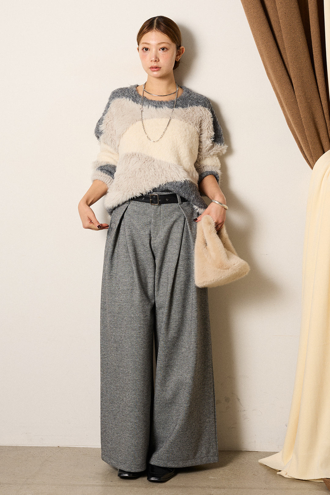 [SET]シャギーウェーブ柄クルーネックニットトップス+細ベルト付き起毛タックワイドパンツ(2set)