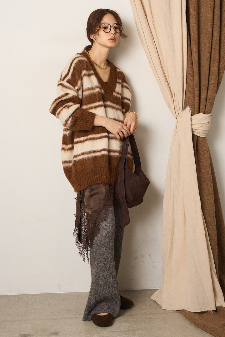 [SET]ルーズVネックボーダーニットトップス+レースドッキングサテンキャミソール(2set)