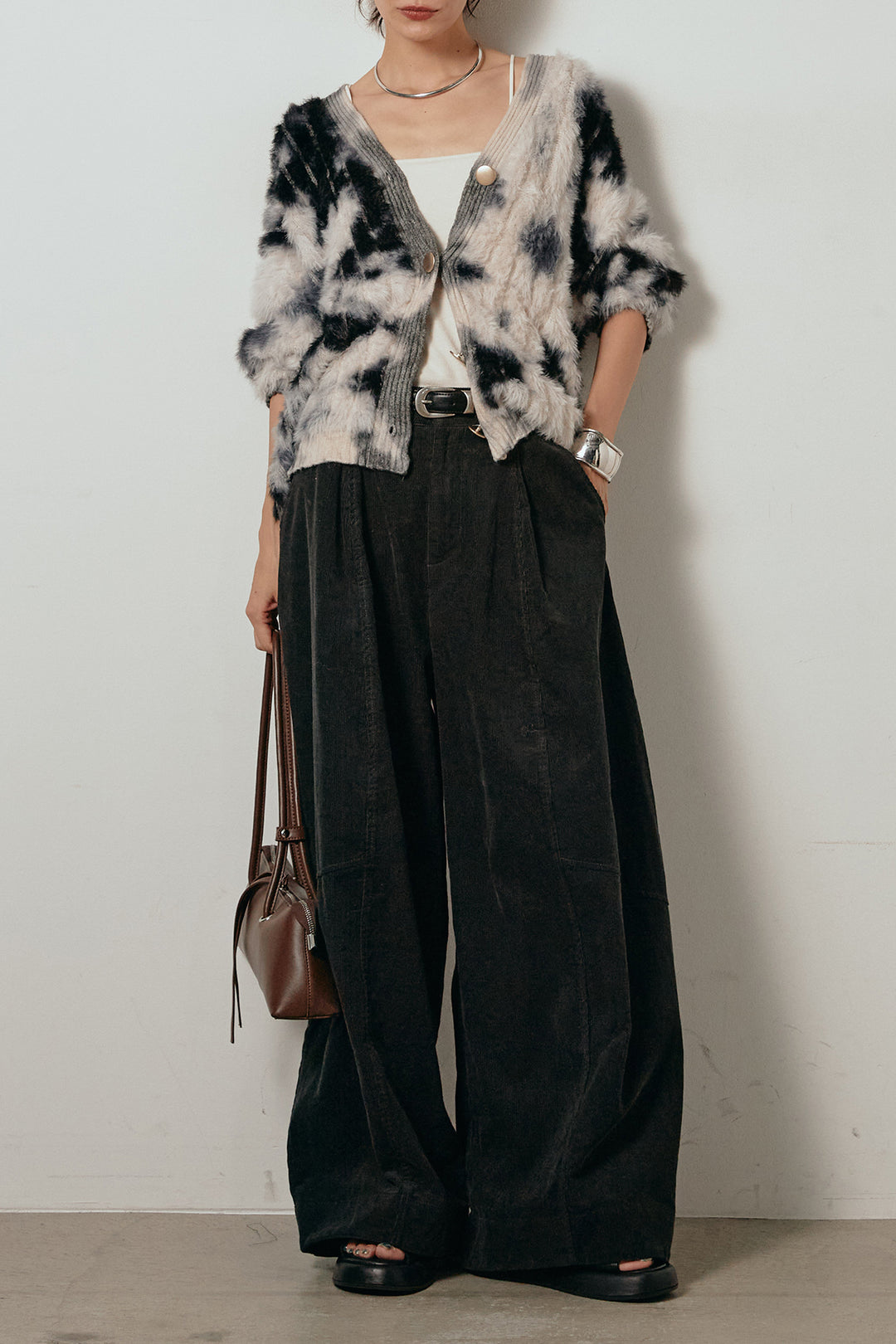 【着回しセット】[SET]タイダイ柄シャギーニットカーディガン+タック入りコーデュロイワイドパンツ+タイダイ柄シャギーニットカーディガン(3set)