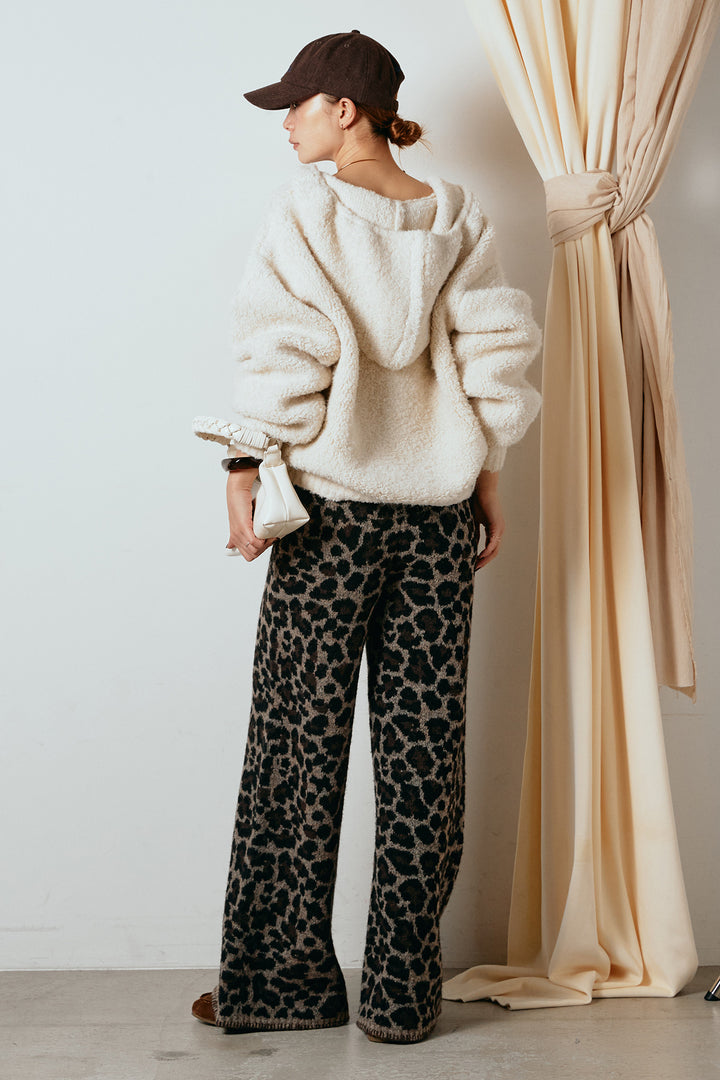 [SET]ブークレキーネックプルオーバー+リラックスレオパード柄ニットパンツ(2set)