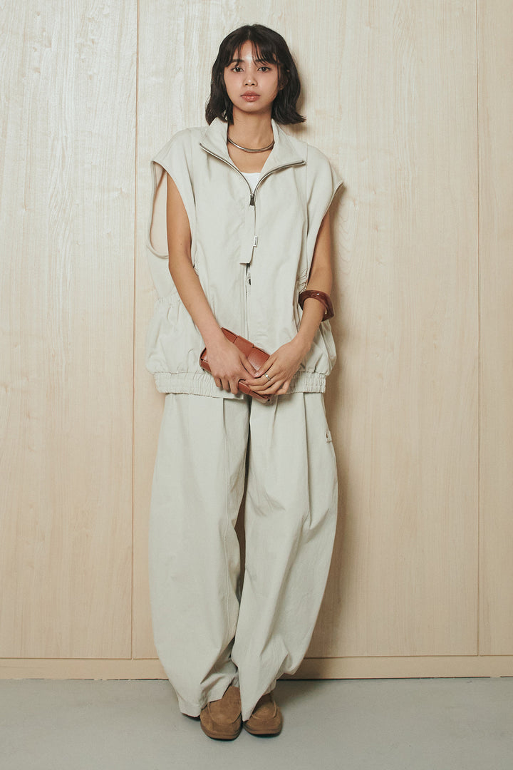 [SET]ショルダー切替スタンドネックジップベスト+コットンポリツータックセンターシームカーブパンツ(2set)