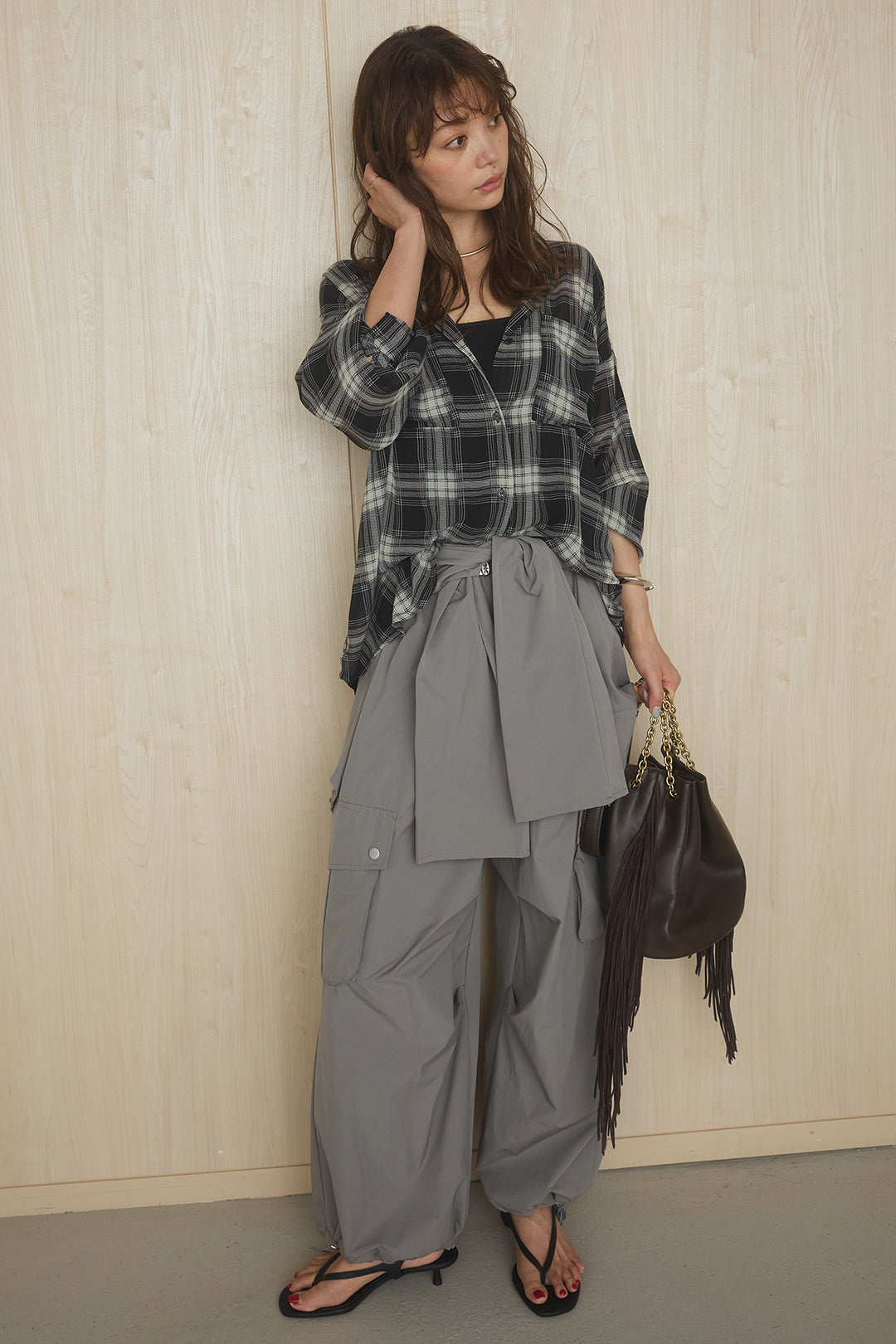 [SET]シアーオンブレチェックオーバーサイズシャツ+ウエスト巻き風カーゴパンツ(2set)