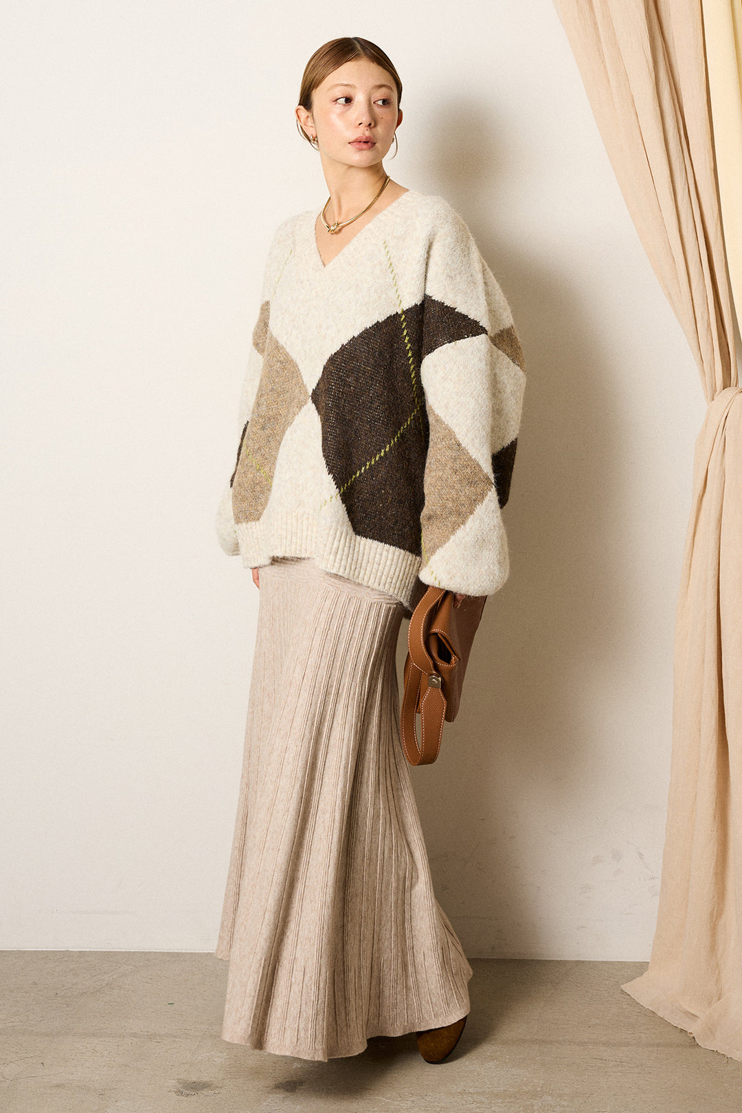 [SET]ルーズアーガイルVネックニット+編み地切り替えフレアニットスカート(2set)