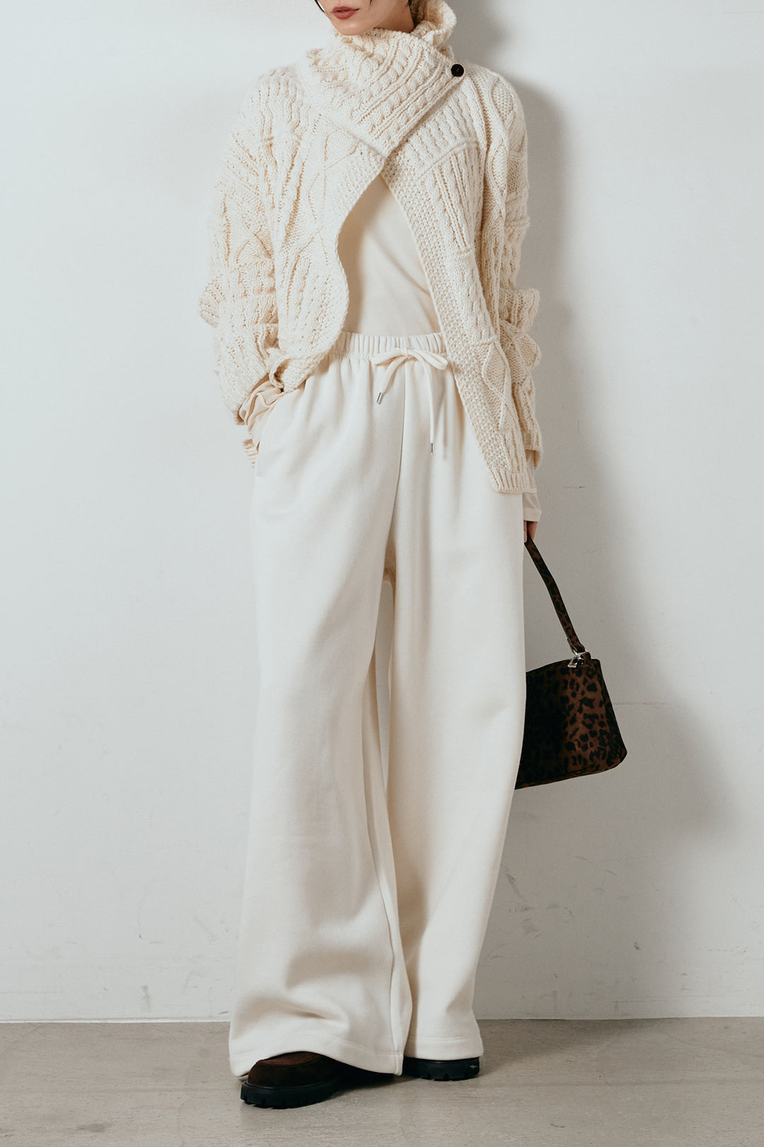 [SET]ビッグカラーケーブル編みニットトップス+裏起毛スウェットワイドパンツ(2set)