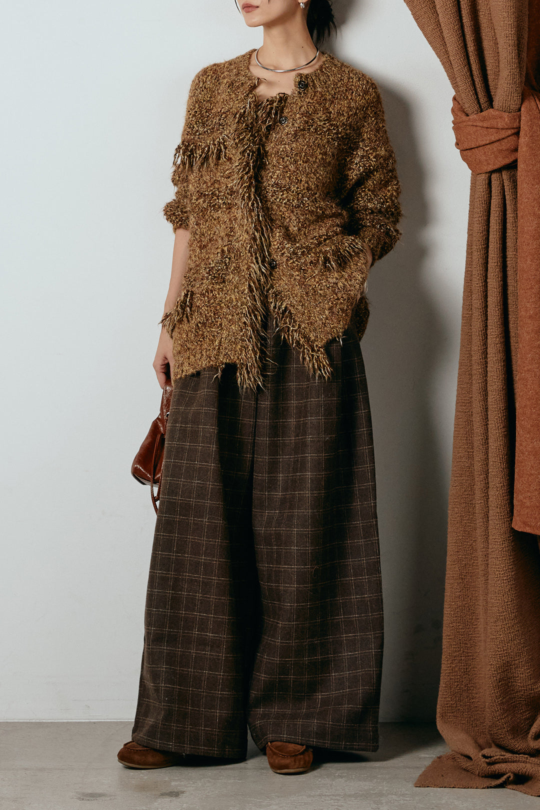 [SET]フリンジニットカーディガン+ウールライクチェックタックパンツ(2set)