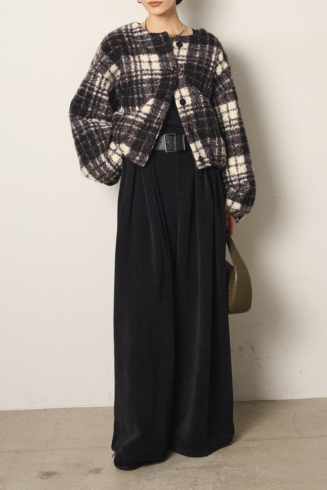 [SET]ノーカラーチェック柄ボアブルゾン+ベルトループコーデュロイワイドパンツ(2set)