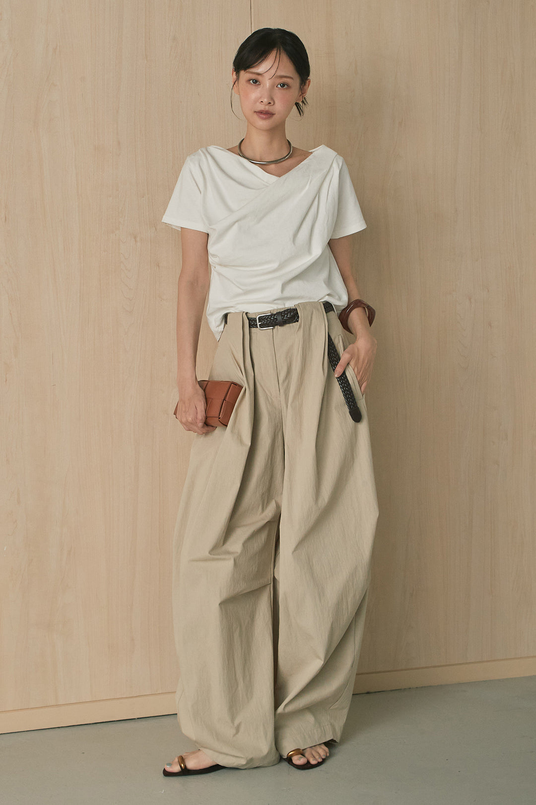 [SET]綿天竺半袖オフショルTシャツ+ニーサイドタックボリュームカーブパンツ(2set)