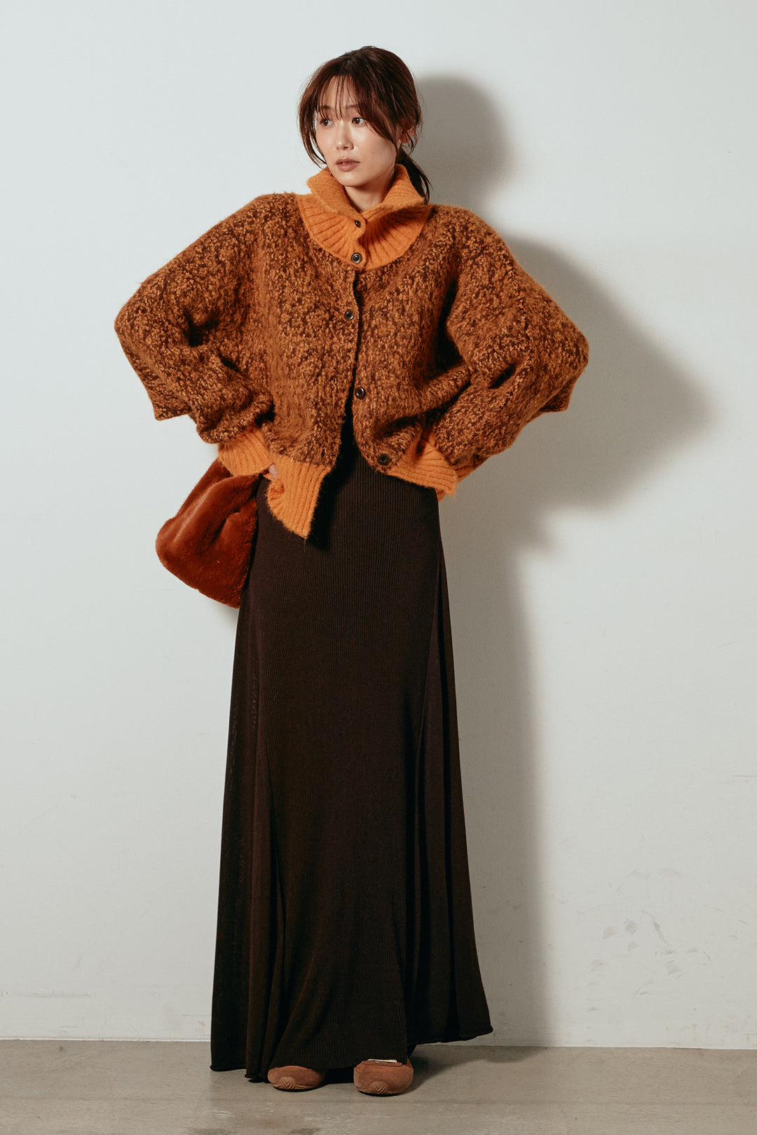 [SET]ハイネックミックスニットトップス+サイド切り替えリブニットロングスカート(2set)