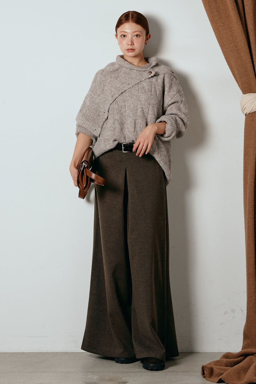 [SET]ケープデザインケーブルニットトップス+ベルト付きフロントタックデザインパンツ(2set)