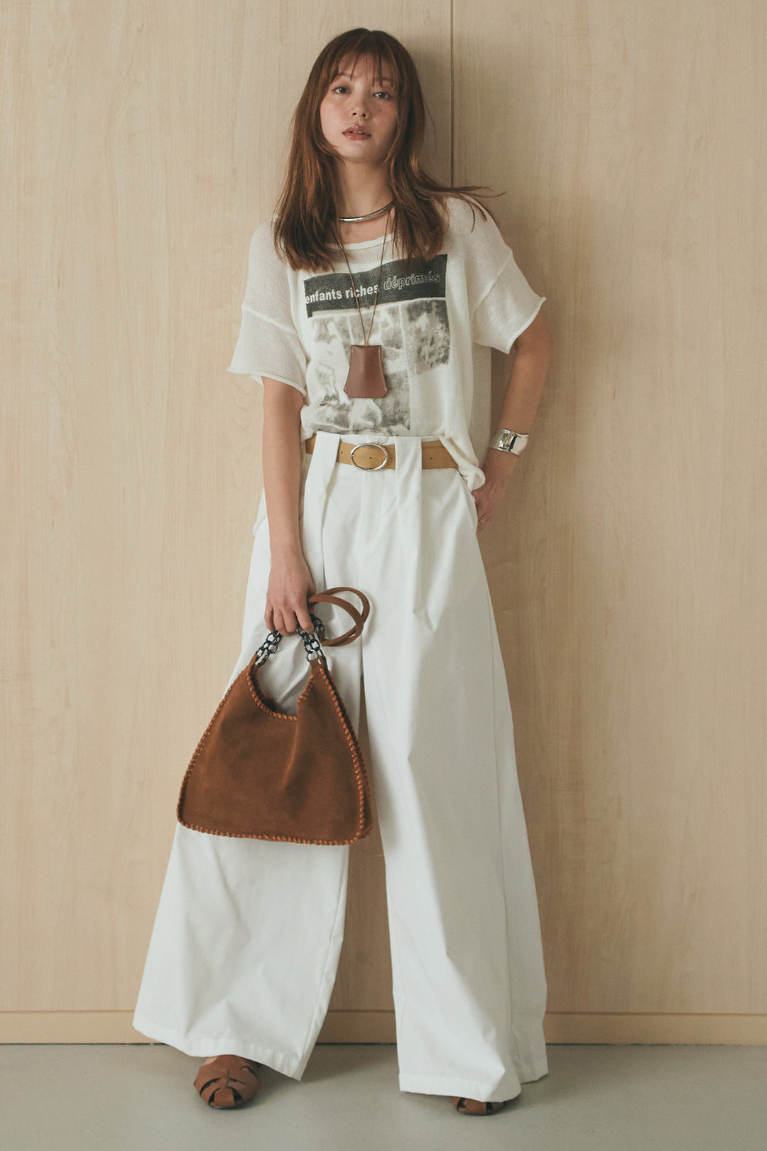 [SET]半袖モノトーングラフィックトップス+ベルトループデザインハイウエストタックパンツ(2set)