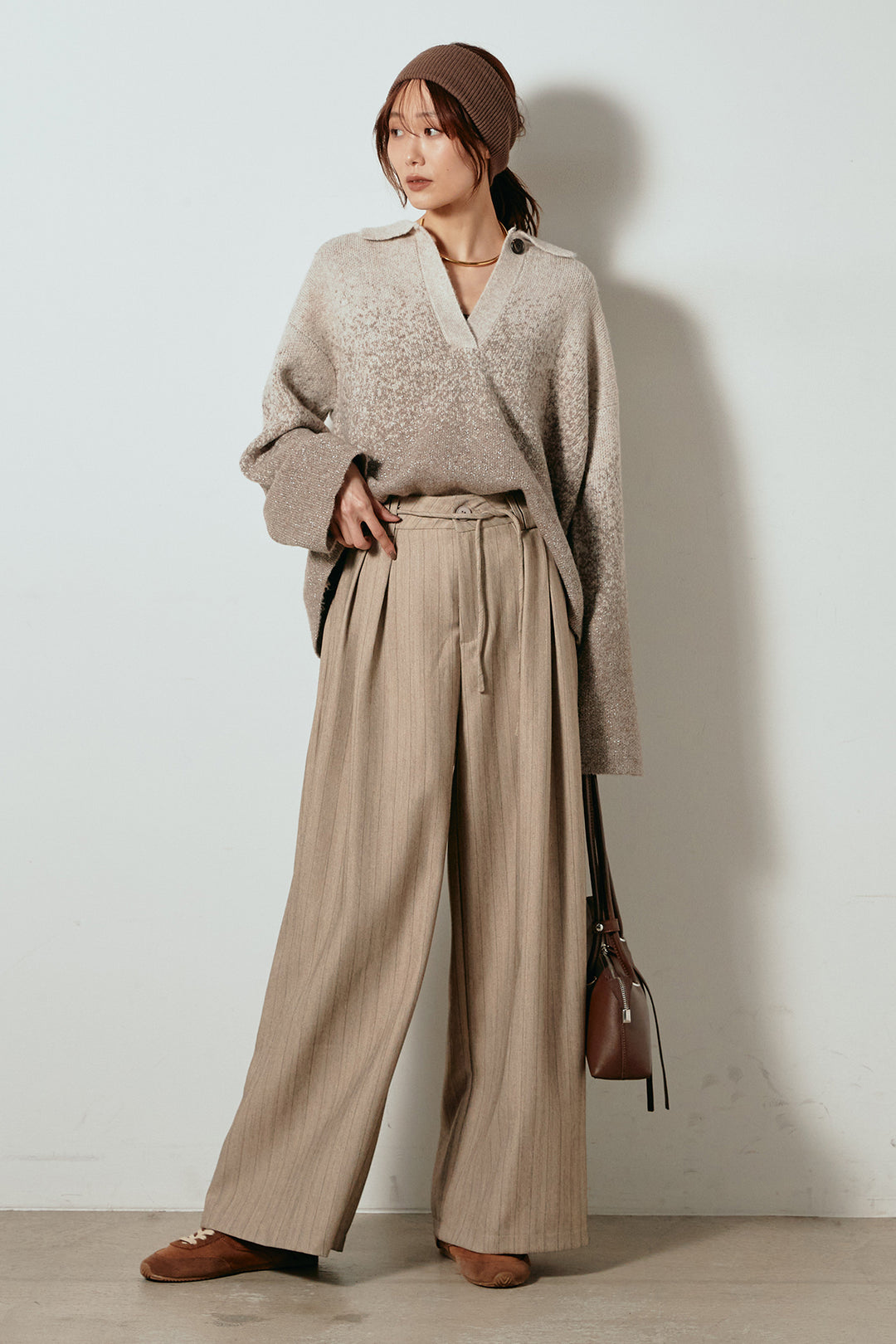 [SET]グラデーションラメニットキーネックプルオーバー+ストライプヘリンボーンパンツ(2set)