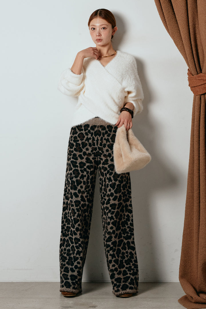 [SET]シャギーカシュクールニットトップス+リラックスレオパード柄ニットパンツ(2set)