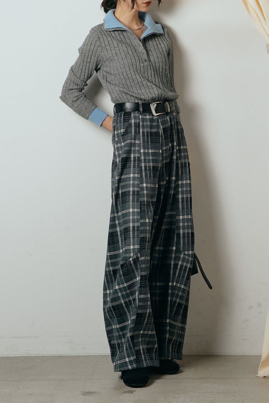 [SET]レイヤード風リブニットトップス+ベルト付きタータンチェックカーブワイドパンツ(2set)