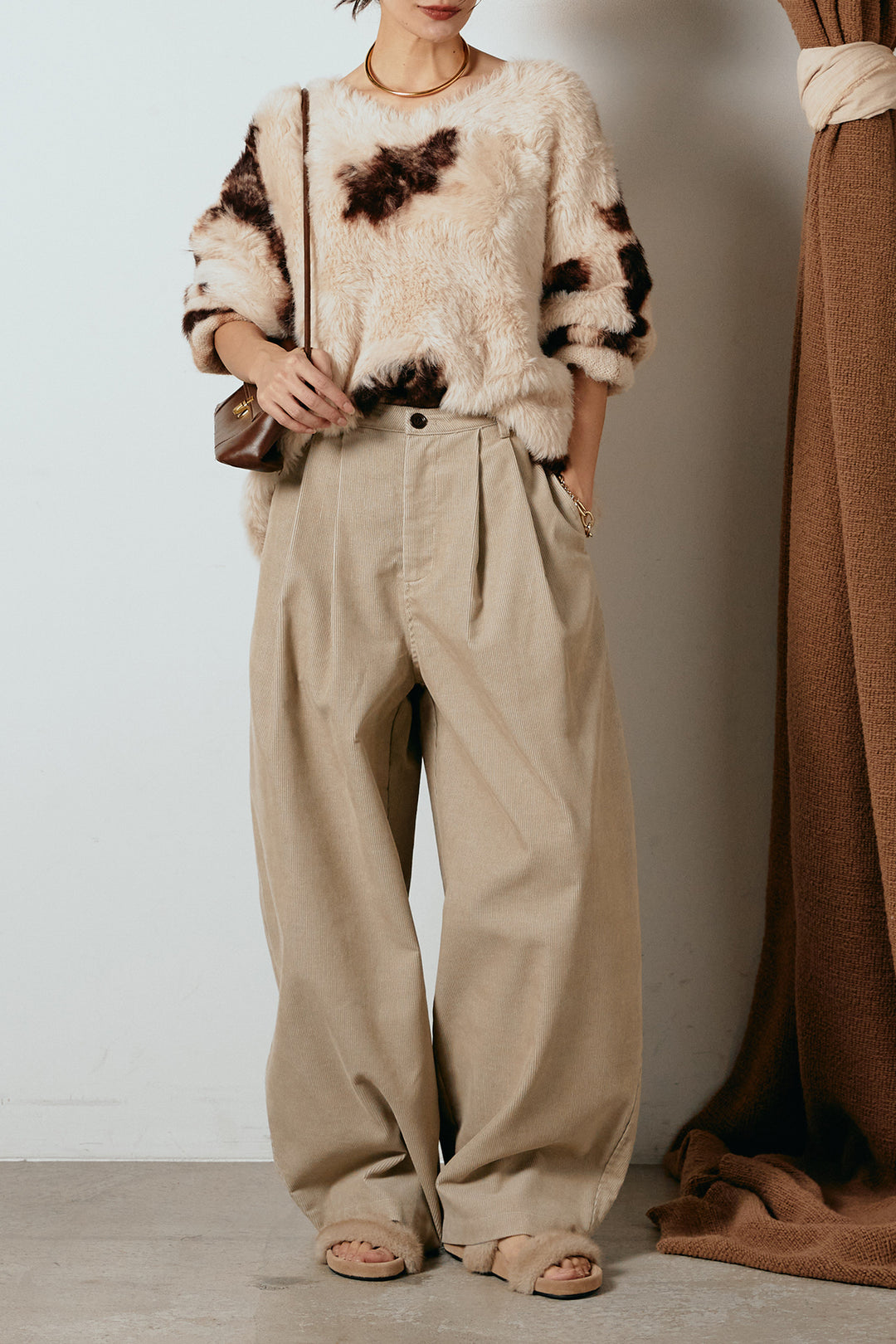 [SET]タイダイ柄シャギーニットトップス+フロントタック入りコーデュロイパンツ(2set)