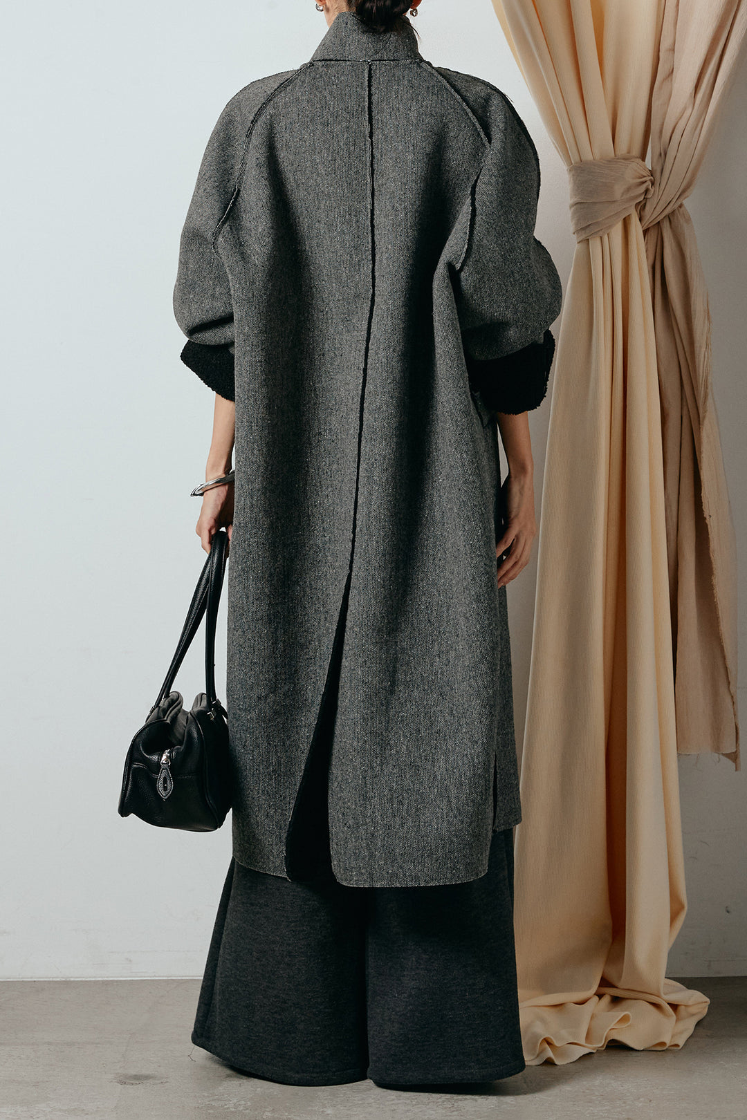 [SET]裏地ボアハイネックロングアウター+フェイクレザー太ベルト付きタックワイドパンツ(2set)