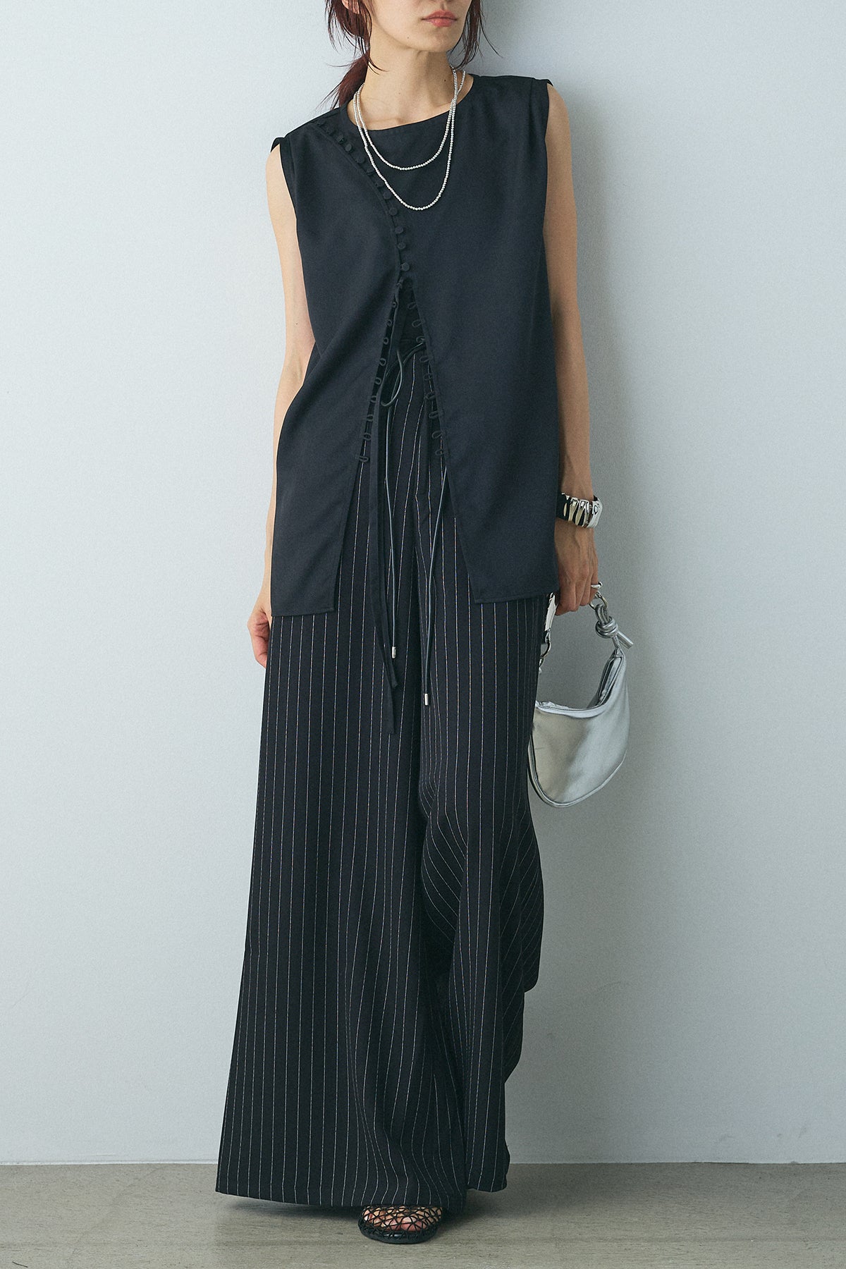 即納】紐ベルト付きピンストライプパンツ – ESICA