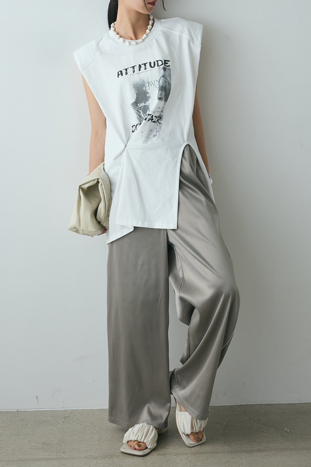[SET]サイドデザインプリントTシャツ+サイドラインサテンパンツ(2set)