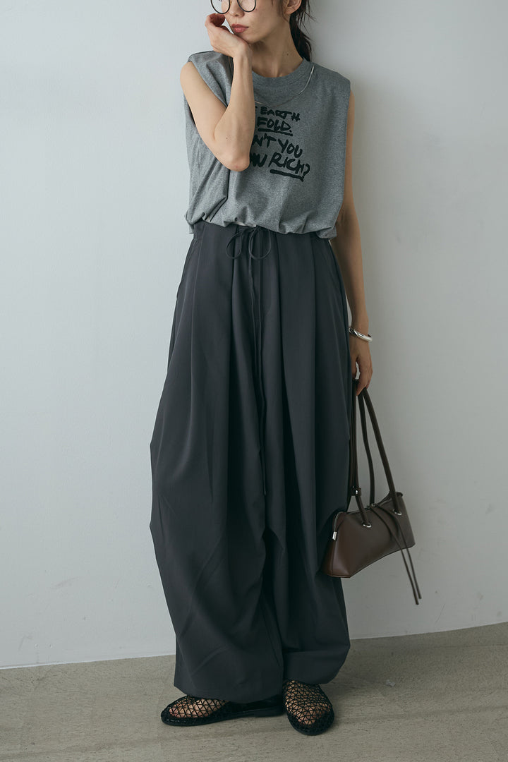 [SET]シルバーネックレス付きロゴTシャツ+ランダムタック入りワイドパンツ(2set)
