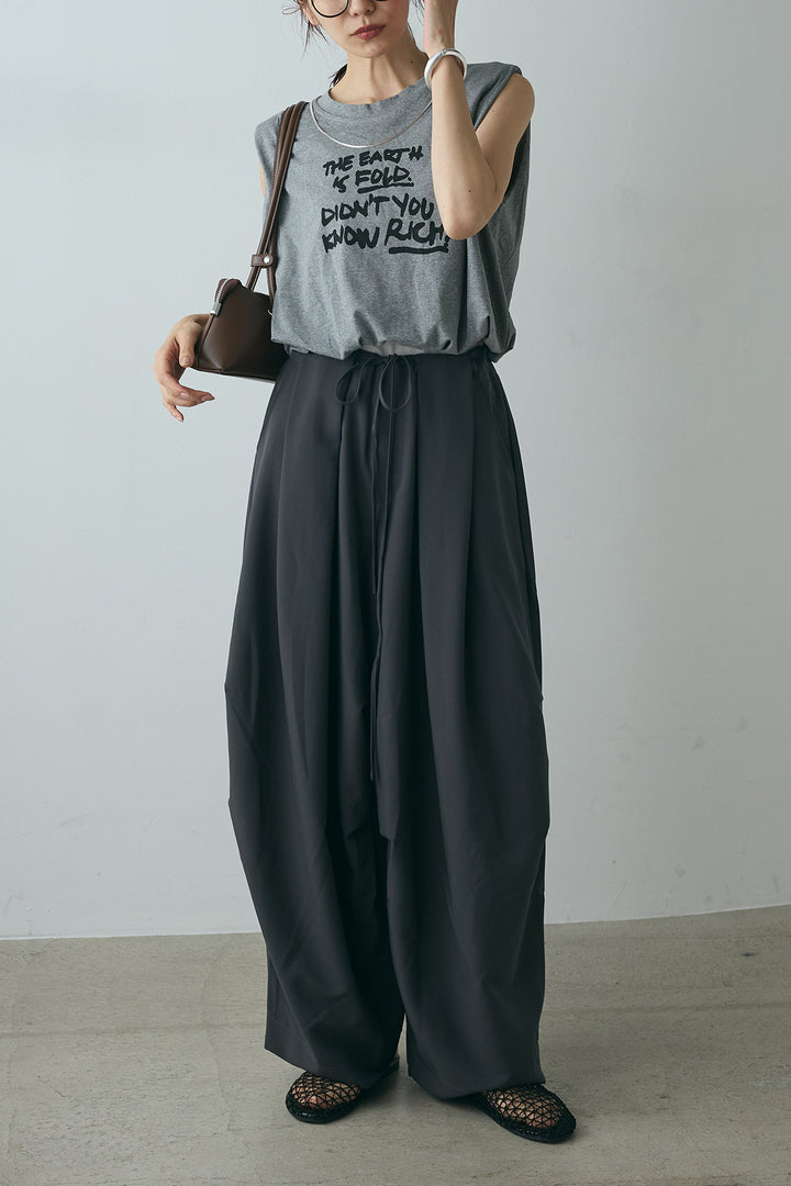 [SET]シルバーネックレス付きロゴTシャツ+ランダムタック入りワイドパンツ(2set)