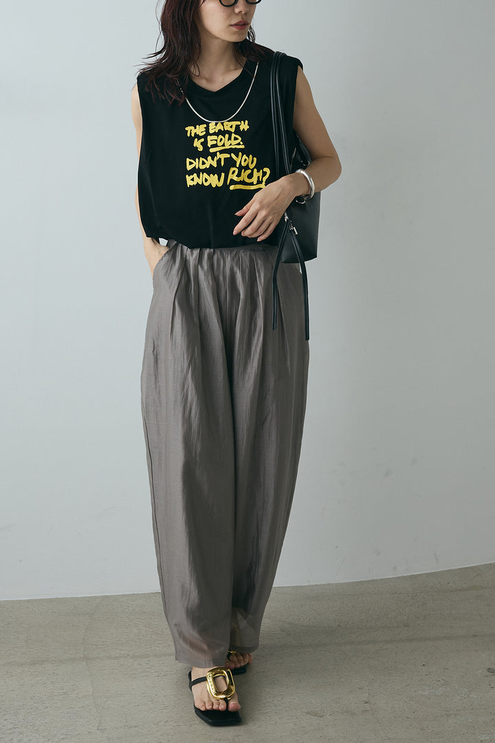 [SET]シルバーネックレス付きロゴTシャツ+カーブシアーパンツ(2set)