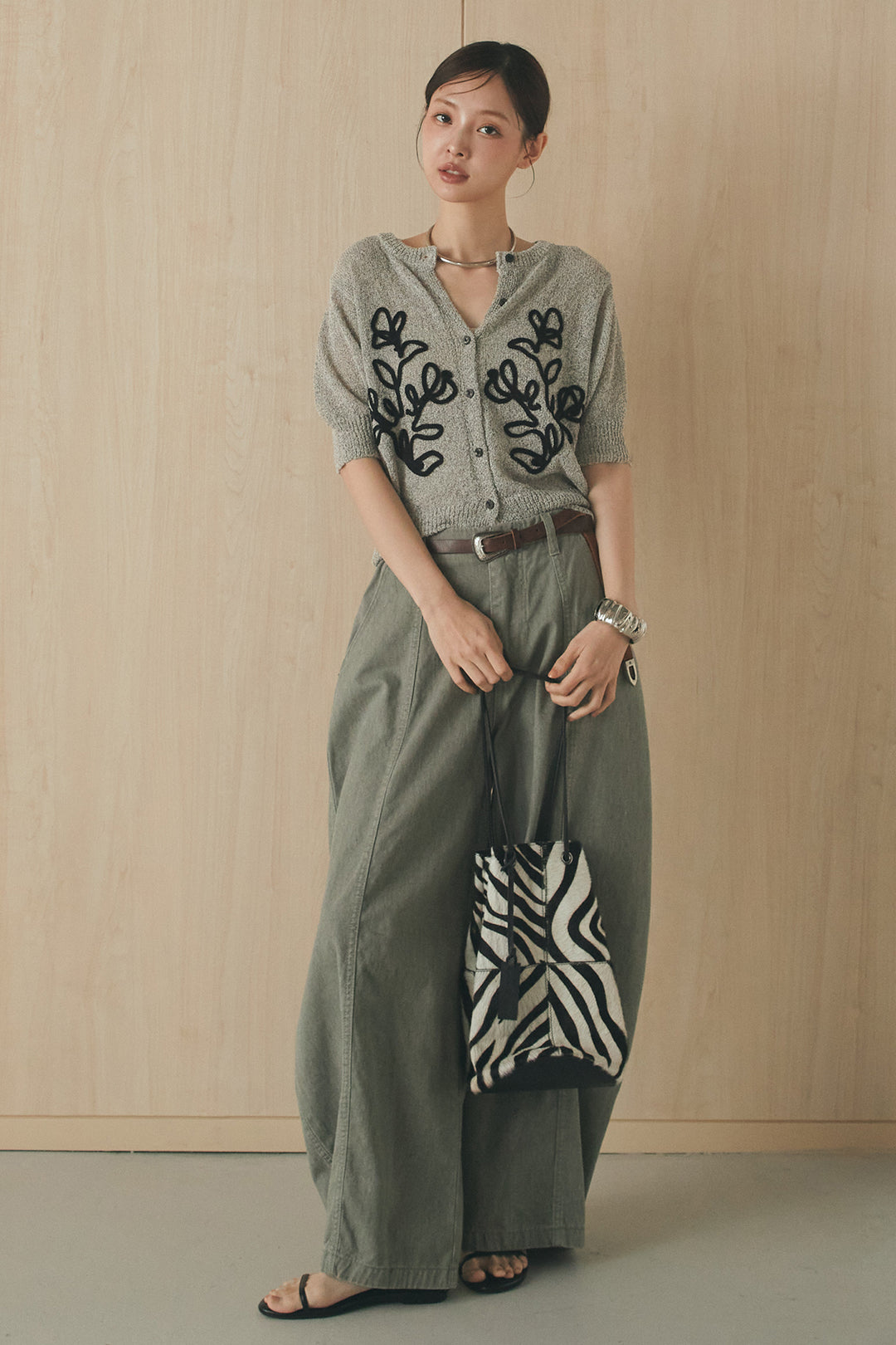 [SET]フロントテープデザイン半袖カーディガン+サイドベルトカーブワイドパンツ(2set)