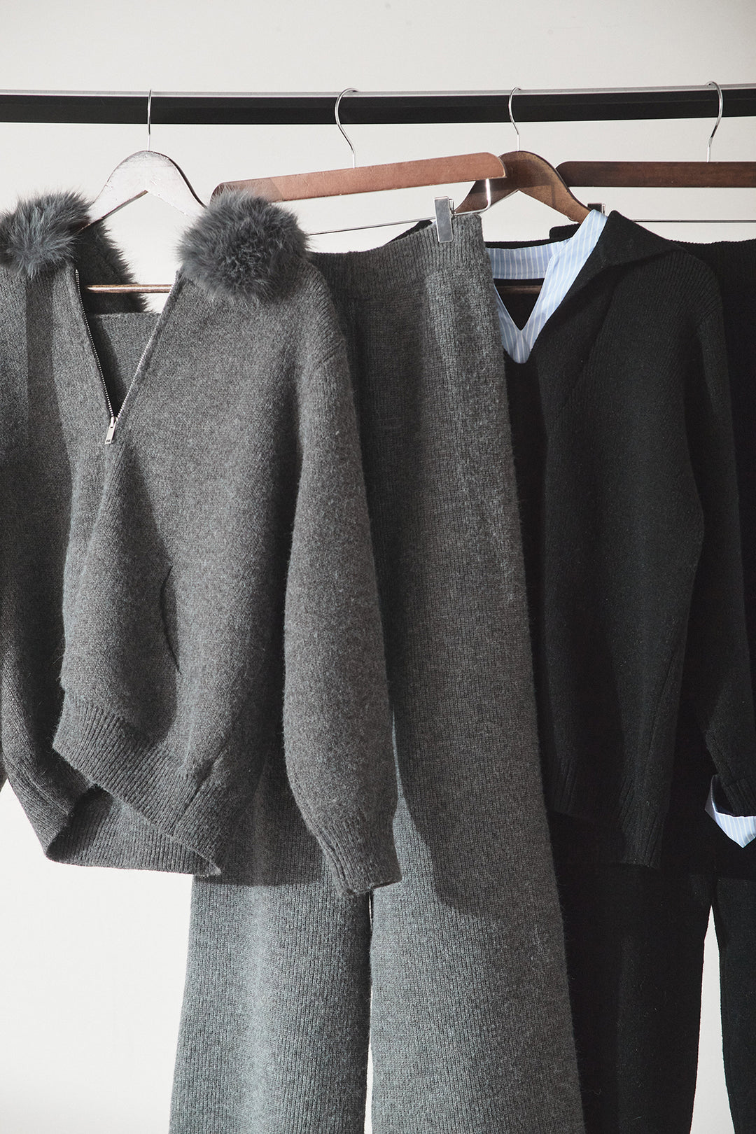 【着回しセット】[SET]ファー付きフーディーニットSETUP+ストライプドッキングニットポロSETUP(2set)