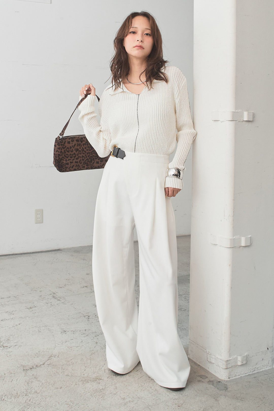 [SET]衿付きニットプルオーバー+サイドベルトタック入りスラックス(2set)