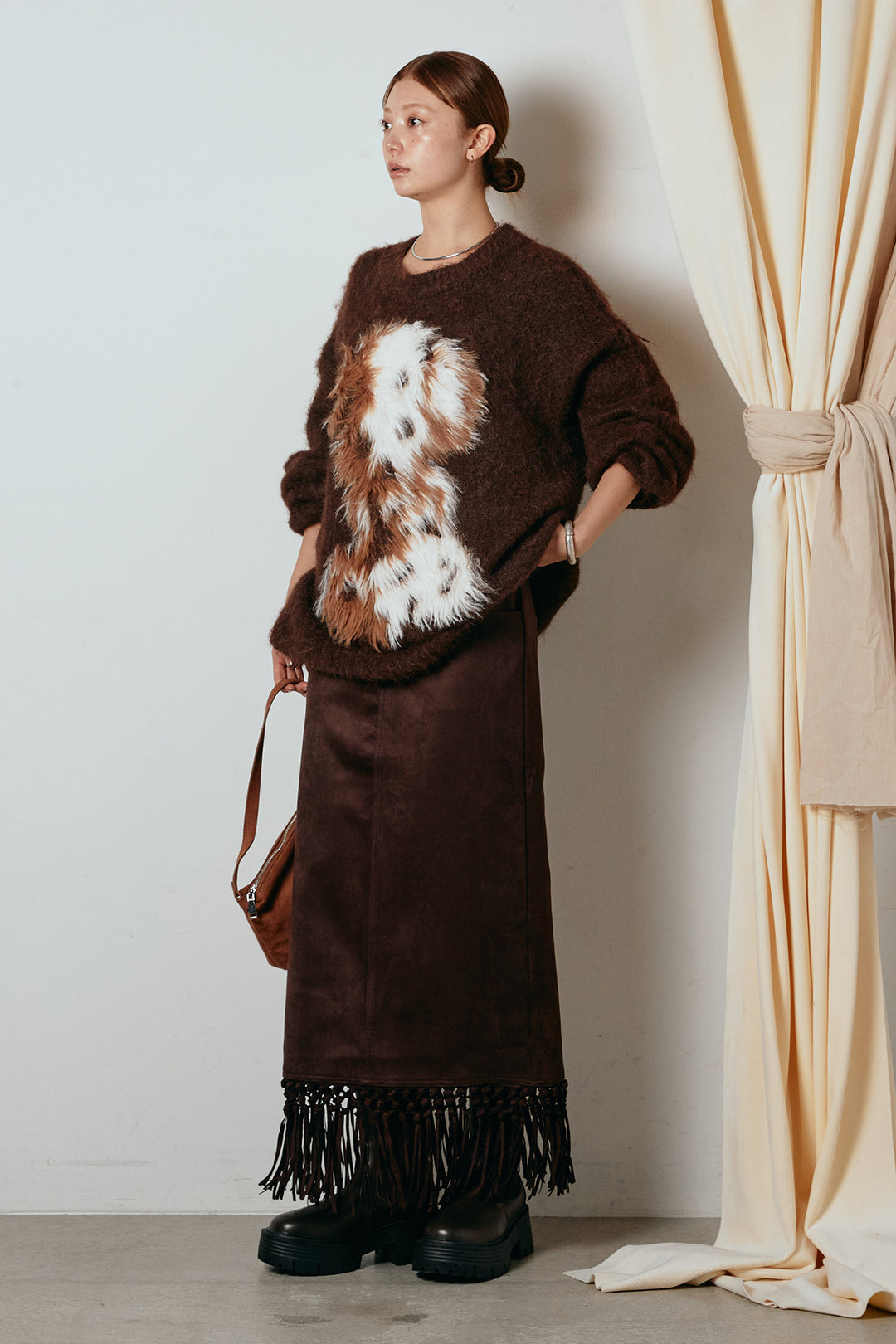 [SET]シャギーニュアンスアニマルニット+スウェードライク裾フリンジスカート(2set)