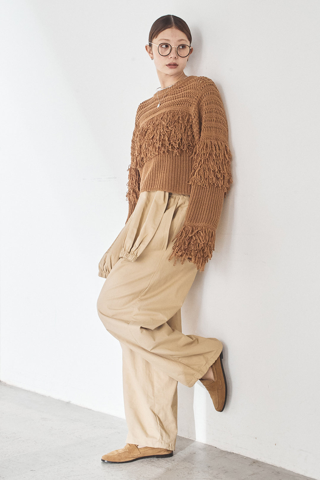 [SET]メッシュフリンジ切り替えプルオーバー+合繊ツイルスタンドウエスト巻きジョガーパンツ(2set)
