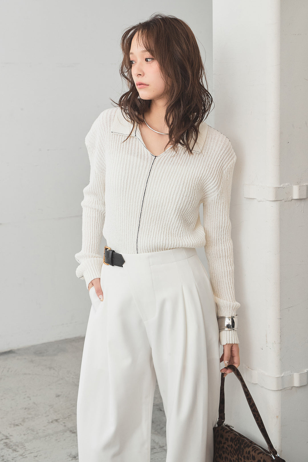 [SET]衿付きニットプルオーバー+サイドベルトタック入りスラックス(2set)