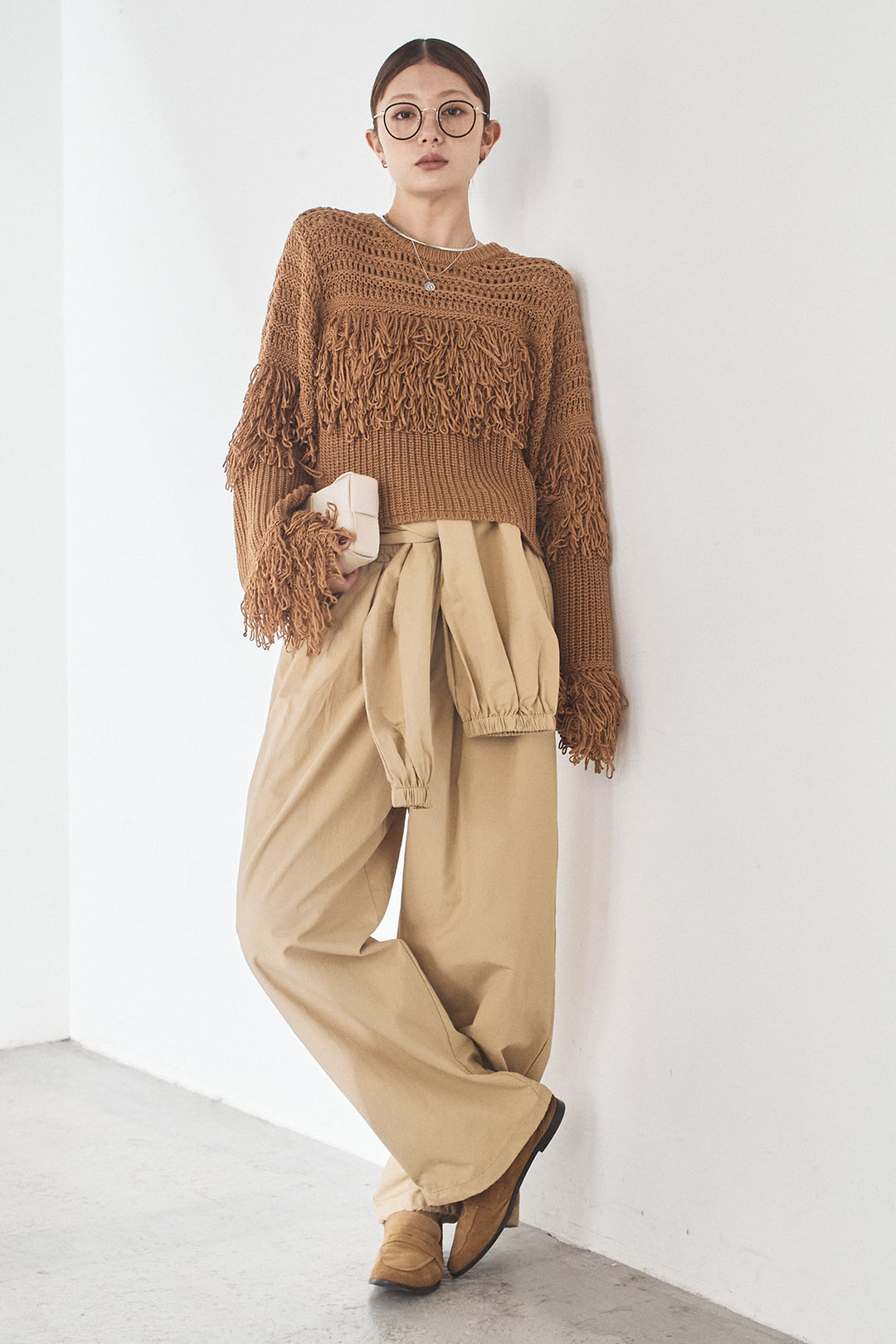 [SET]メッシュフリンジ切り替えプルオーバー+合繊ツイルスタンドウエスト巻きジョガーパンツ(2set)