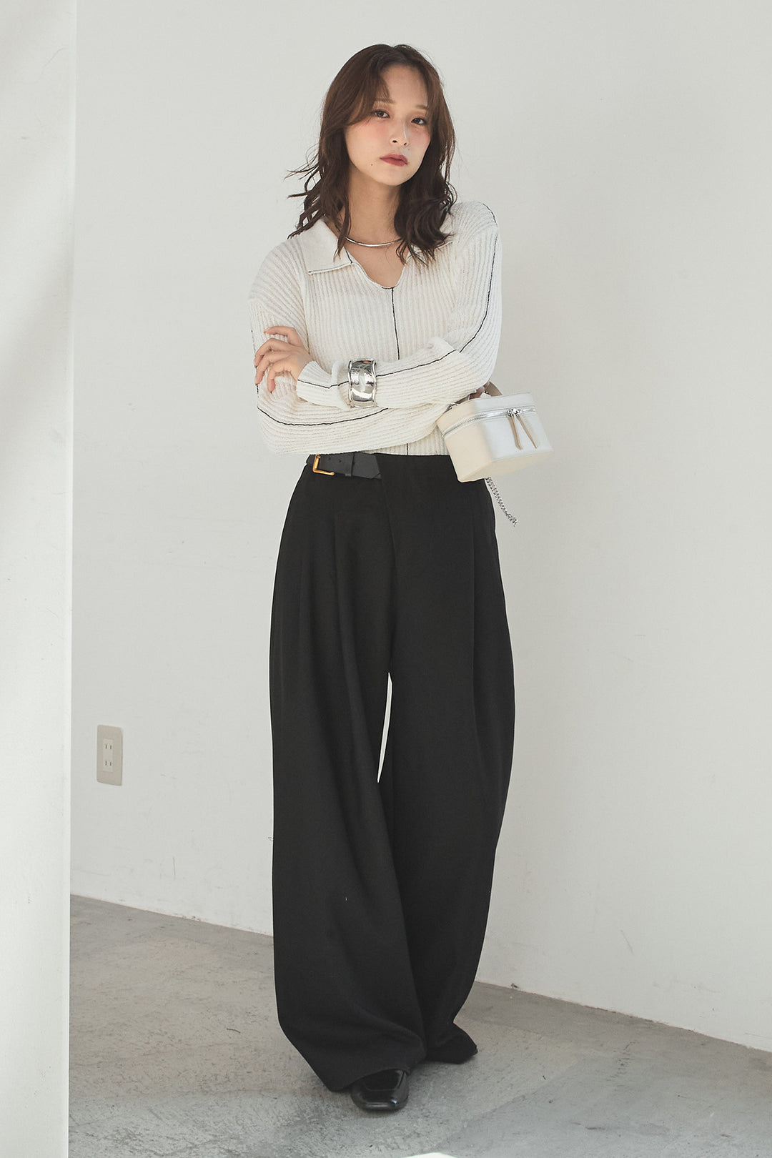 [SET]衿付きニットプルオーバー+サイドベルトタック入りスラックス(2set)