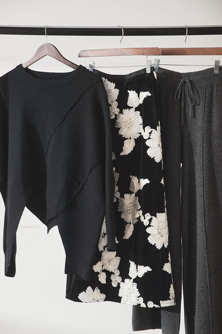 【着回しセット】[SET]アシンメトリーデザインニットトップス+センターラインニットパンツ+フラワー刺繍ワイドスカート(3set)