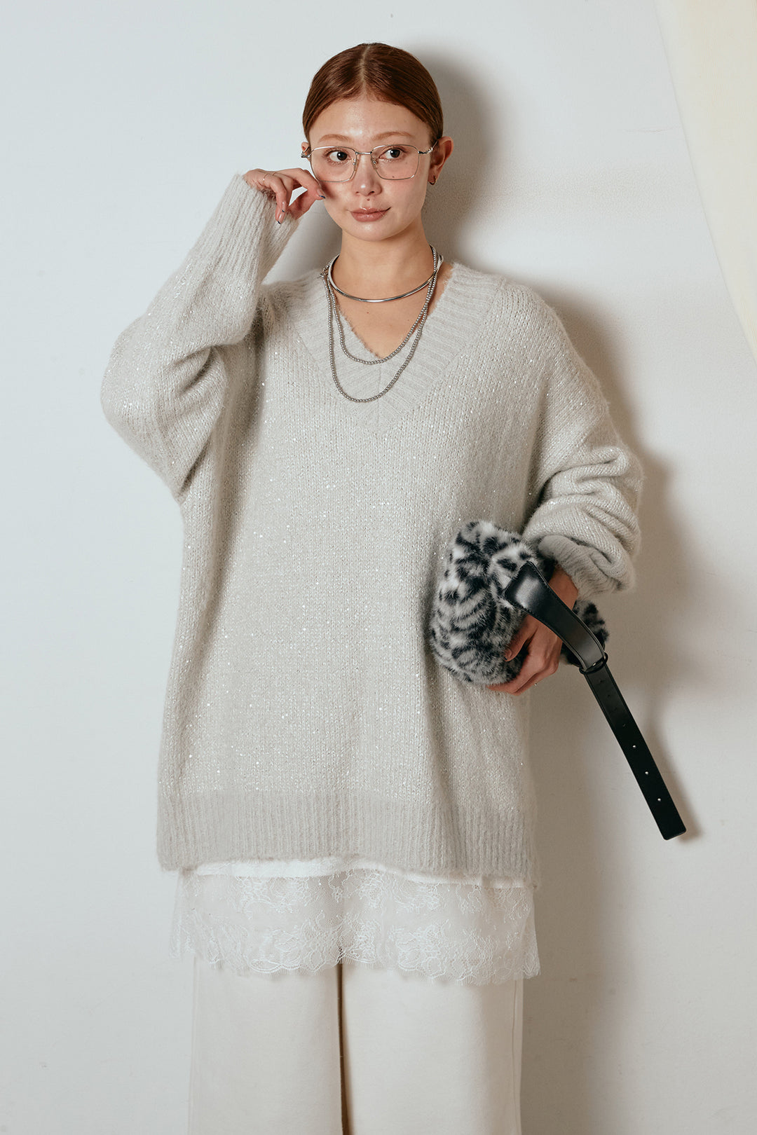 [SET]Vネックルーズラメニットトップス+裏起毛スウェットワイドパンツ+レース切り替えキャミソール(3set)