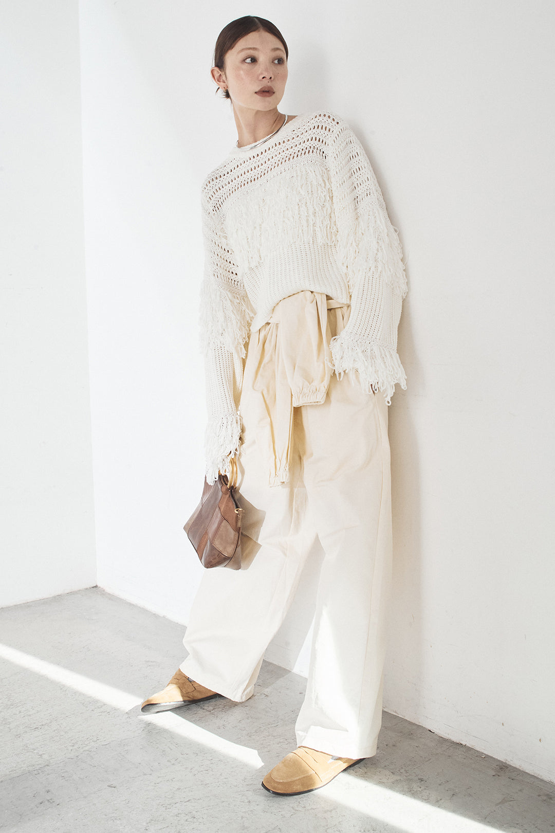 [SET]メッシュフリンジ切り替えプルオーバー+合繊ツイルスタンドウエスト巻きジョガーパンツ(2set)