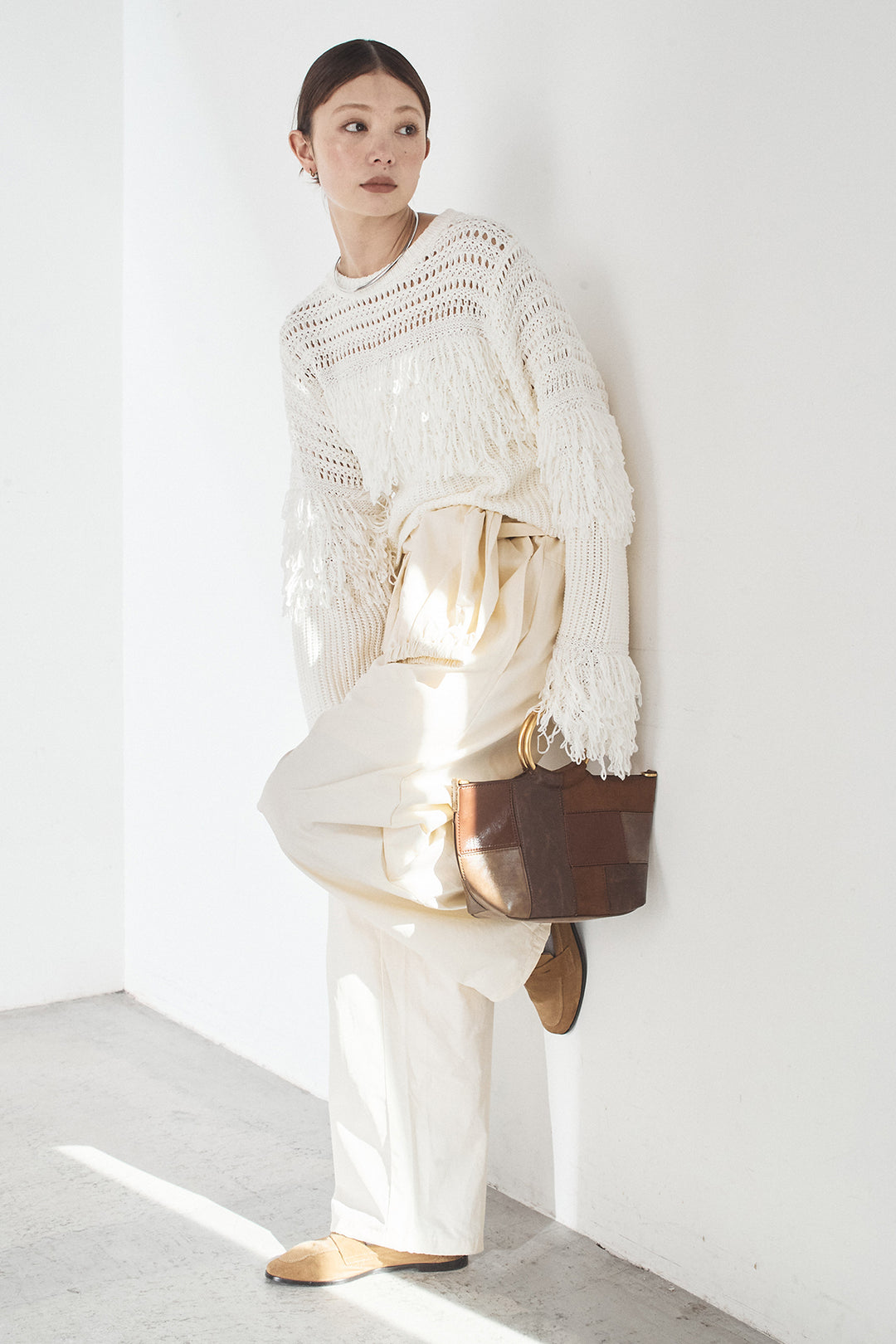 [SET]メッシュフリンジ切り替えプルオーバー+合繊ツイルスタンドウエスト巻きジョガーパンツ(2set)