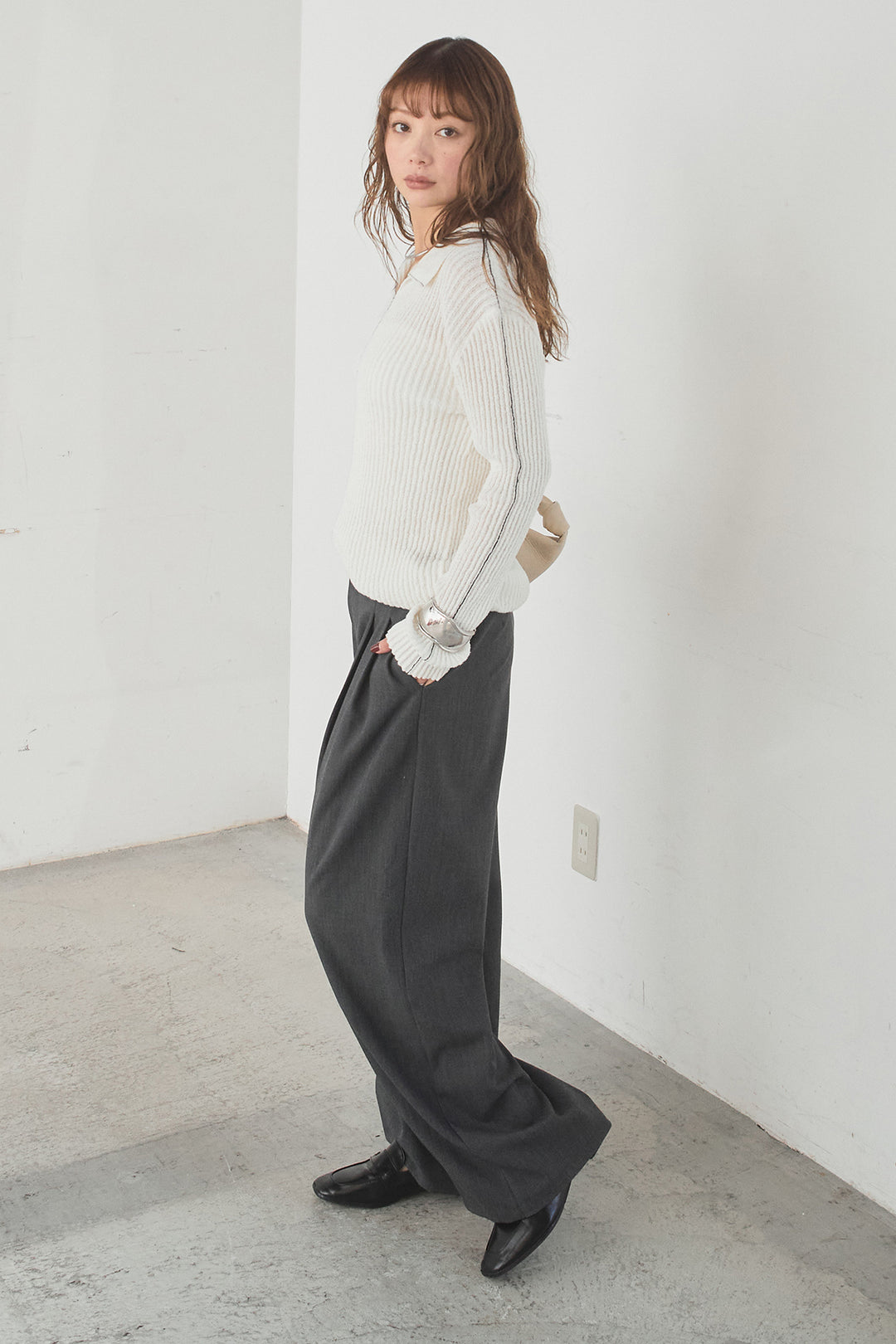 [SET]衿付きニットプルオーバー+サイドベルトタック入りスラックス(2set)