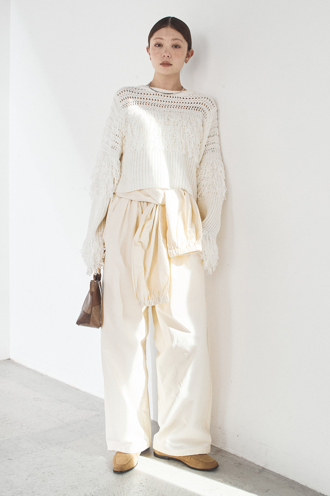 [SET]メッシュフリンジ切り替えプルオーバー+合繊ツイルスタンドウエスト巻きジョガーパンツ(2set)