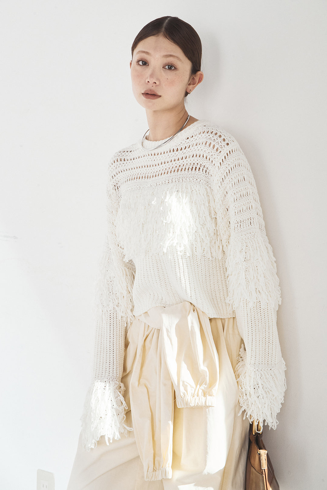 [SET]メッシュフリンジ切り替えプルオーバー+合繊ツイルスタンドウエスト巻きジョガーパンツ(2set)