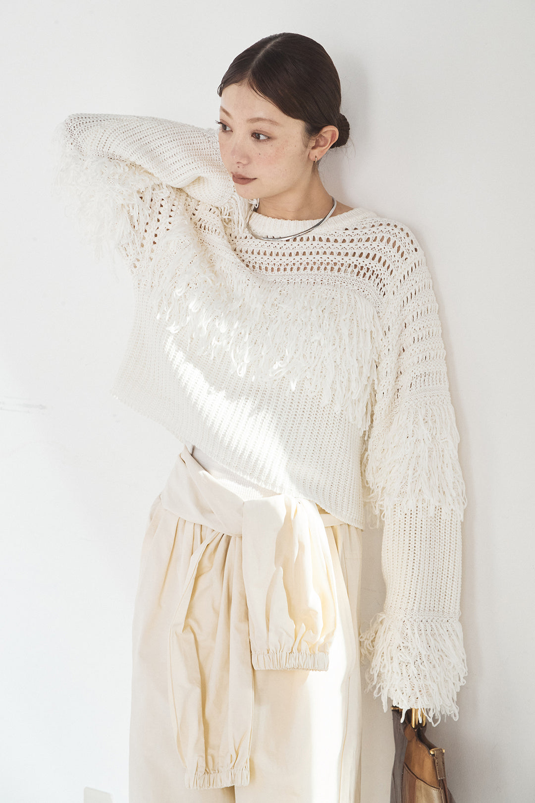 [SET]メッシュフリンジ切り替えプルオーバー+合繊ツイルスタンドウエスト巻きジョガーパンツ(2set)